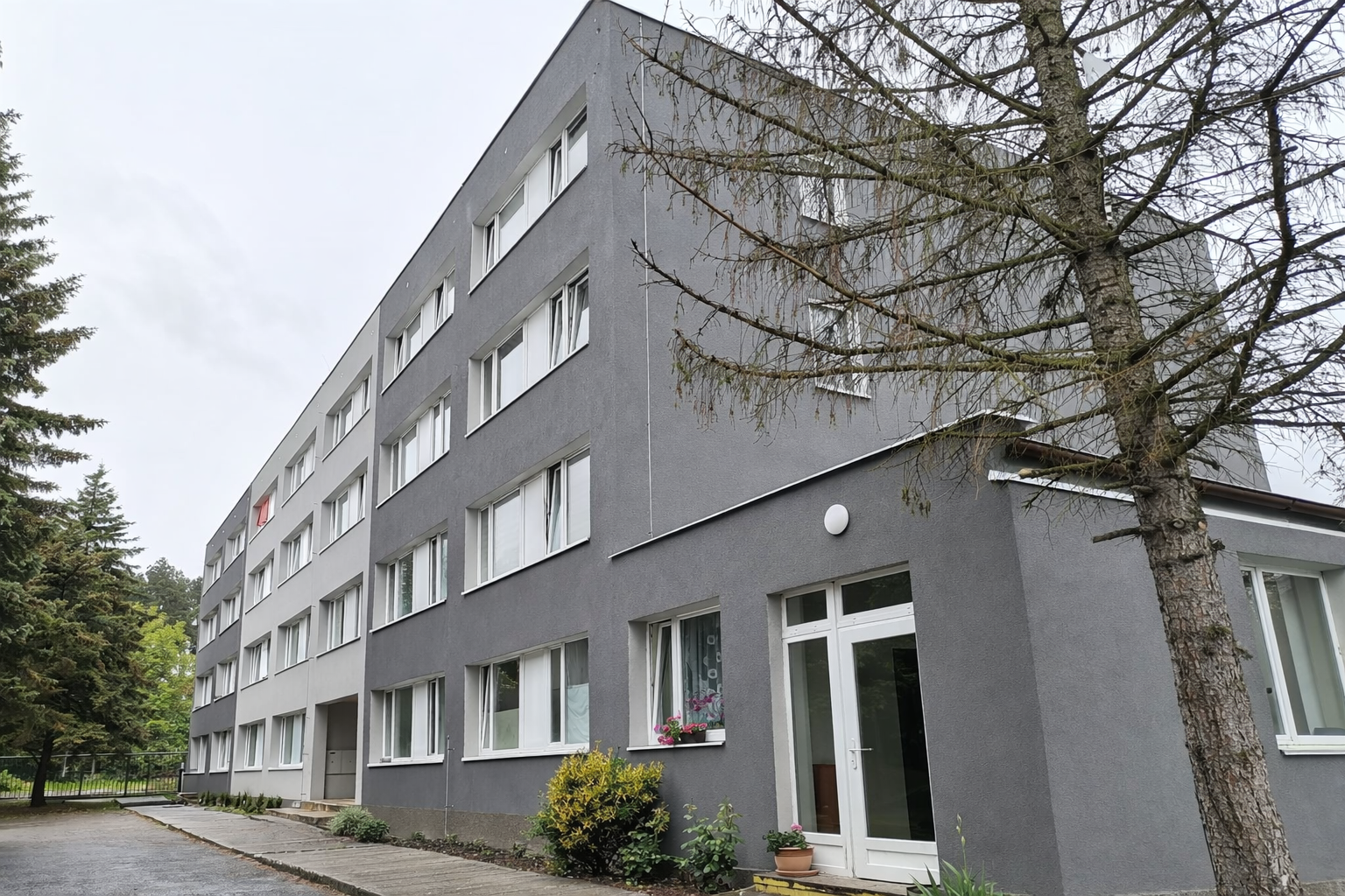 Pronájem ateliéru 3kk Wolkerova