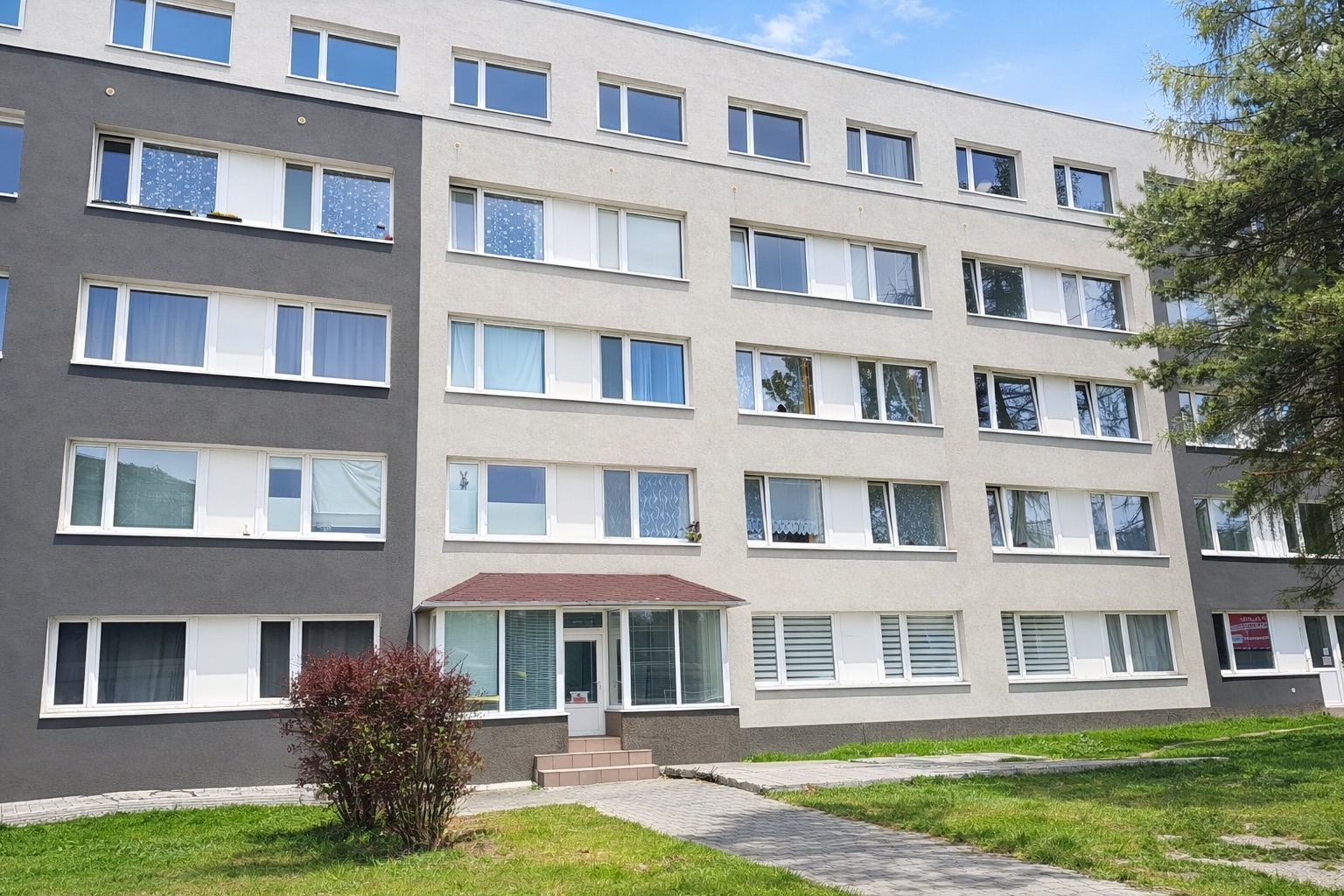 Pronájem kanceláře 36 m² Wolkerova, Kladno
