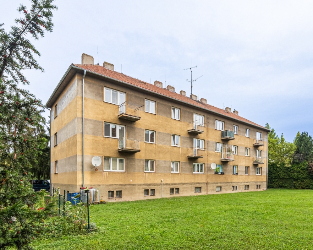 Prodej bytu 3+1 68 m² s balkonem, Velvary