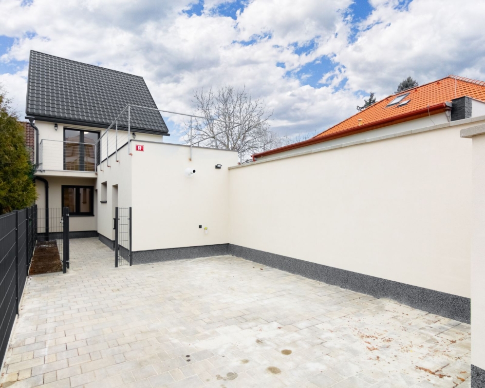 Pronájem domu 115m2, Libušín
