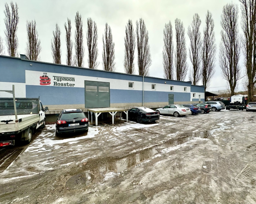 Pronájem haly 349m2, Kladno