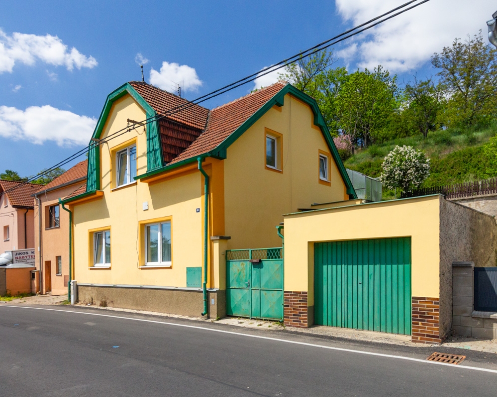 Prodej domu Zvoleněves